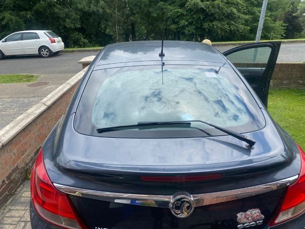 Vauxhall Insignia Saloon, Diesel, 2010, Blue