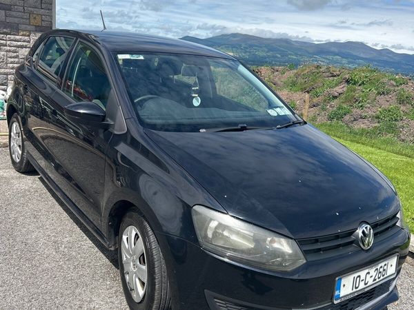 Volkswagen Polo Hatchback, Petrol, 2010, Black