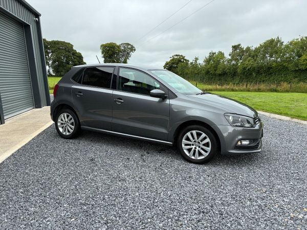 Volkswagen Polo Hatchback, Petrol, 2016, Grey