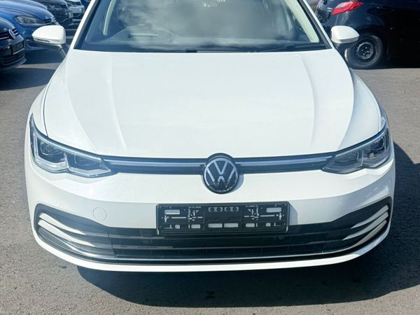 Volkswagen Golf Hatchback, Petrol Hybrid, 2021, White