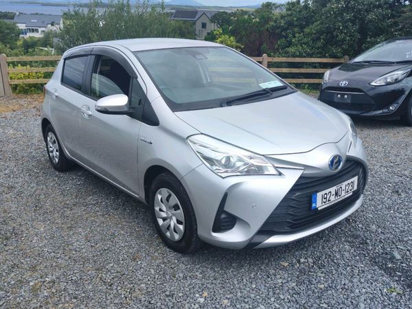Toyota Vitz Hatchback, Petrol Hybrid, 2019, Silver