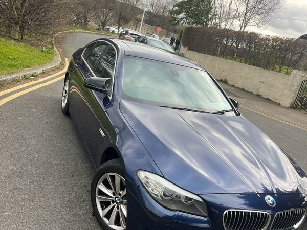 BMW 5-Series Saloon, Diesel, 2010, Blue