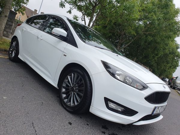 Ford Focus Hatchback, Diesel, 2017, White