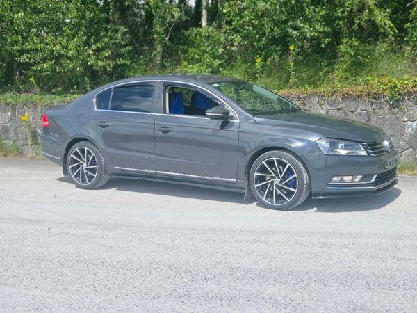 Volkswagen Passat Saloon, Diesel, 2014, Grey
