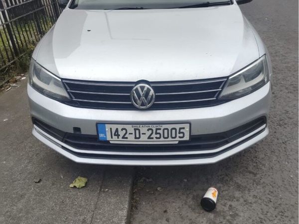 Volkswagen Jetta Saloon, Diesel, 2014, Silver