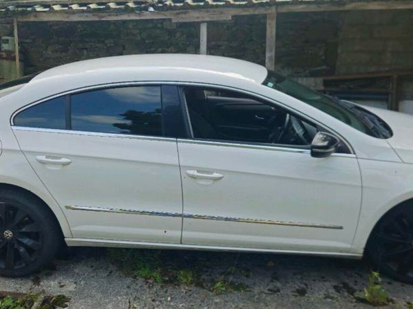 Volkswagen Passat Coupe, Diesel, 2009, White