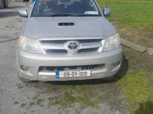 Toyota Hilux Crew Cab, Diesel, 2009, Silver