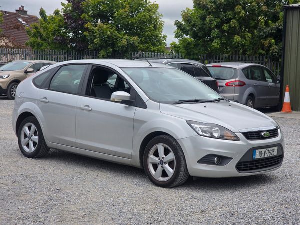 Ford Focus Hatchback, Diesel, 2010, Silver