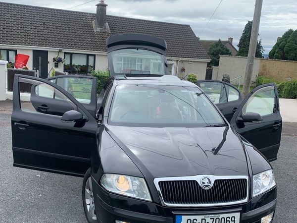 Skoda Octavia Hatchback, Diesel, 2006, Black