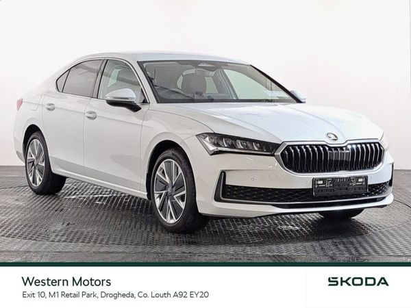 Skoda Superb Hatchback, Diesel, 2025, White