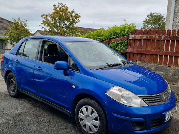 Nissan Tiida Saloon, Petrol, 2008, Blue