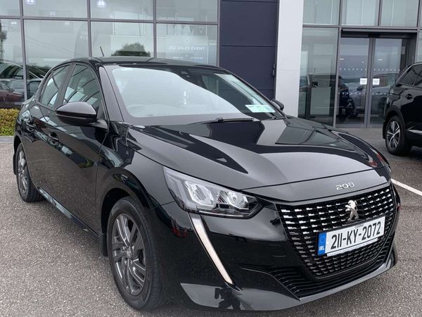 Peugeot 208 Hatchback, Petrol, 2021, Black