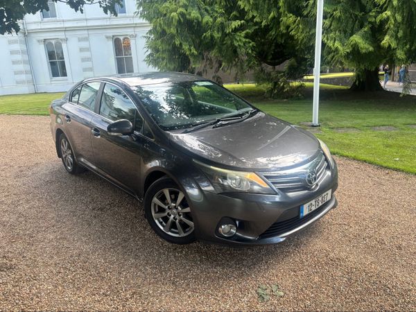 Toyota Avensis Saloon, Diesel, 2012, Grey
