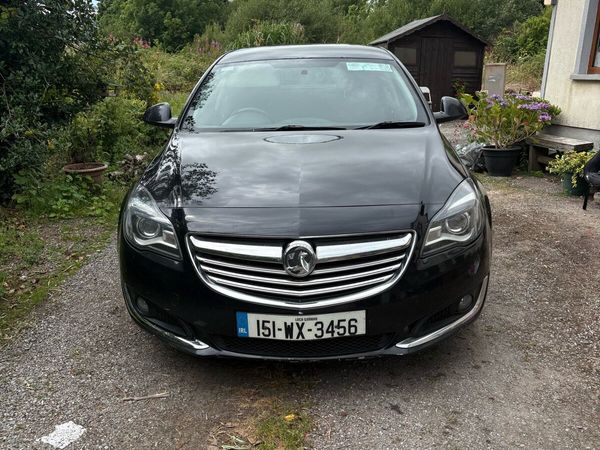 Vauxhall Insignia Hatchback, Diesel, 2015, Black