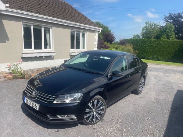 Volkswagen Passat Saloon, Diesel, 2011, Black