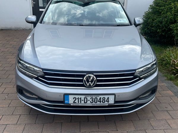 Volkswagen Passat Saloon, Diesel, 2021, Grey