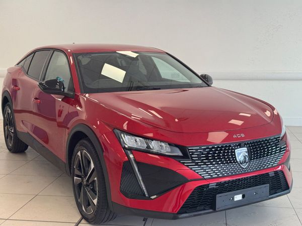 Peugeot 408 Hatchback, Petrol, 2025, Red