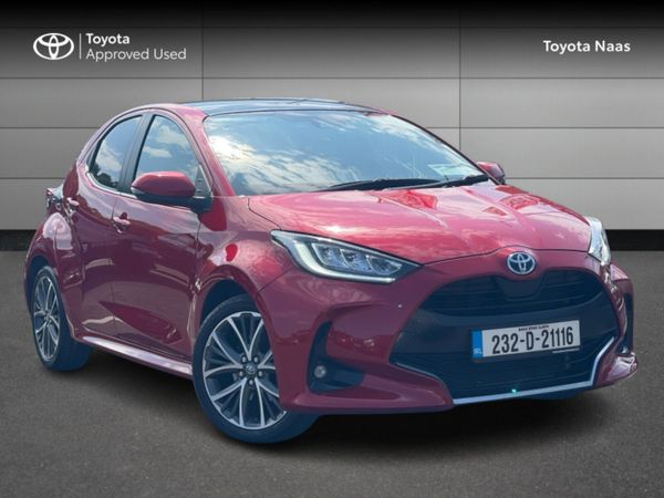 Toyota Yaris Hatchback, Petrol Hybrid, 2023, Red