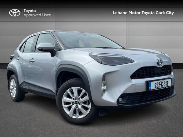 Toyota Yaris Cross Hatchback, Petrol Hybrid, 2023, Grey