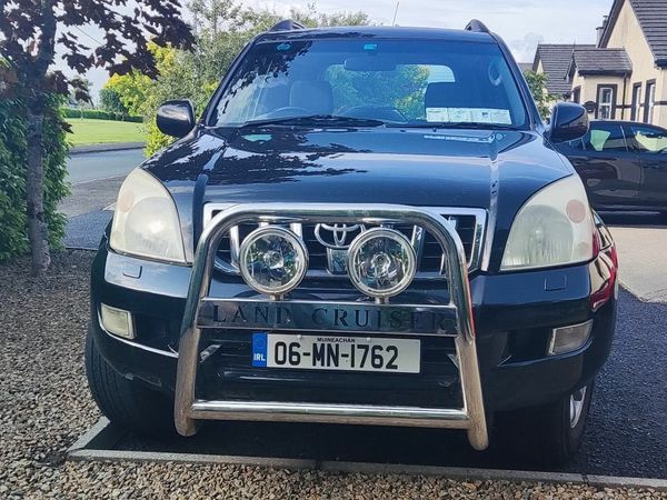 Toyota Land Cruiser SUV, Diesel, 2006, Black