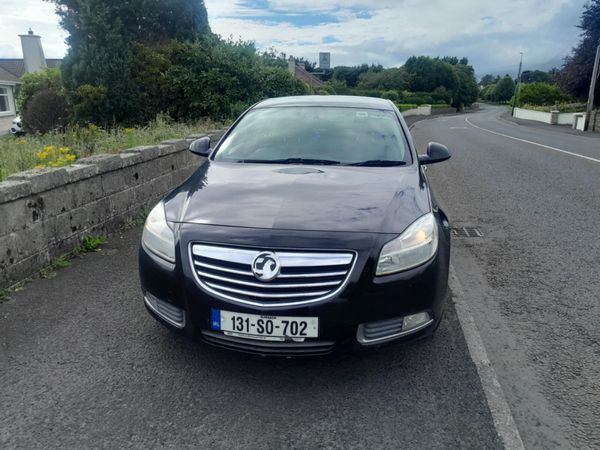 Vauxhall Insignia Hatchback, Diesel, 2013, Black