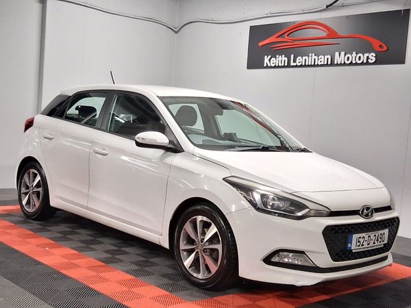 Hyundai i20 Hatchback, Petrol, 2015, White