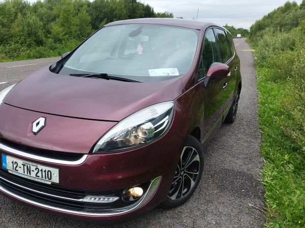 Renault Grand Scenic MPV, Diesel, 2012, Red