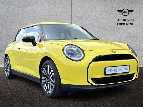 Mini Cooper Hatchback, Electric, 2025, Yellow