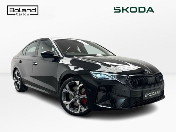 Skoda Octavia Saloon, Petrol, 2025, Black
