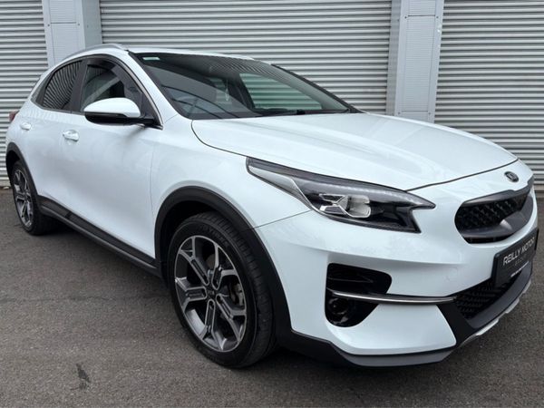 Kia XCeed Hatchback, Petrol Plug-in Hybrid, 2021, White