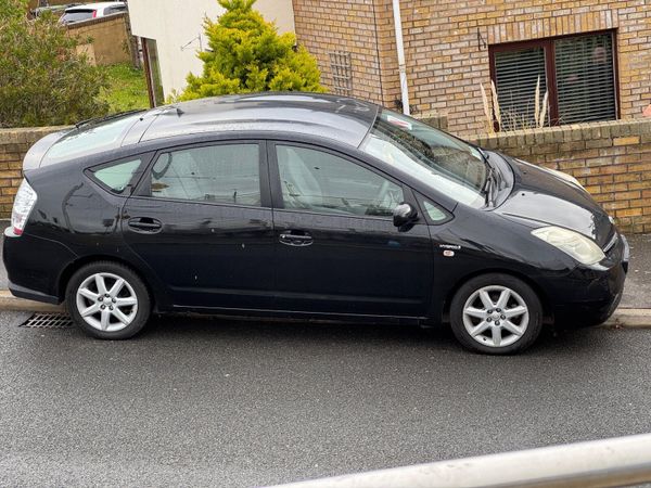 Toyota Prius Hatchback, Petrol Hybrid, 2008, Black