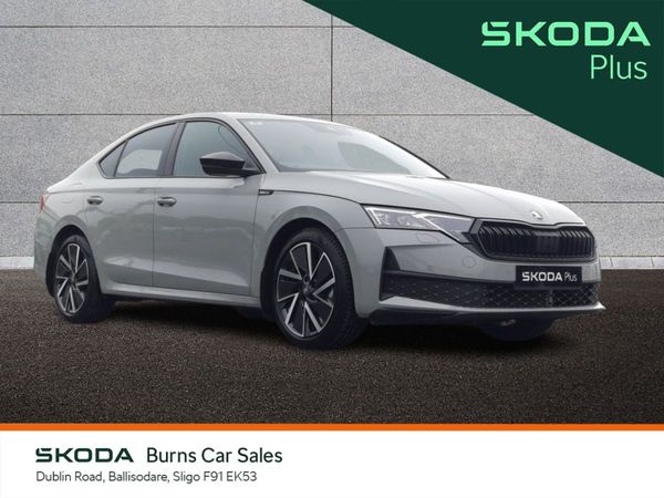 Skoda Octavia Hatchback, Diesel, 2025, Grey