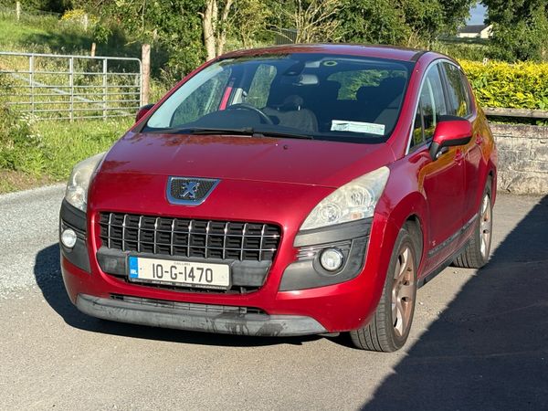 Peugeot 3008 MPV, Diesel, 2010, Red