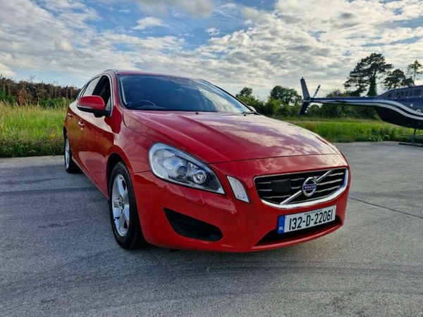 Volvo V60 Estate, Petrol, 2013, Red