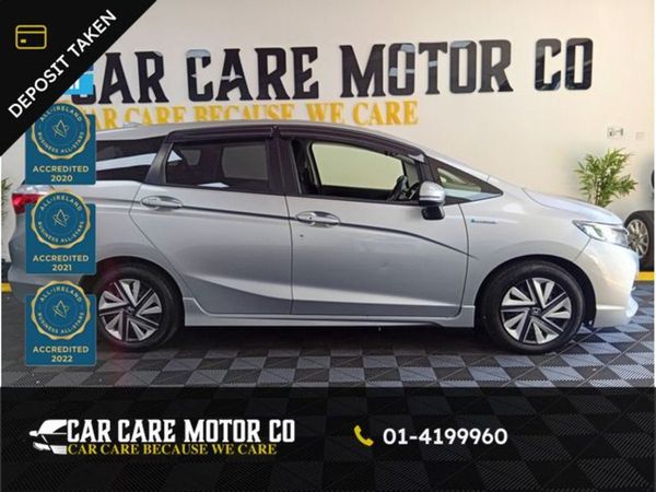 Honda Shuttle MPV, Hybrid, 2017, Silver