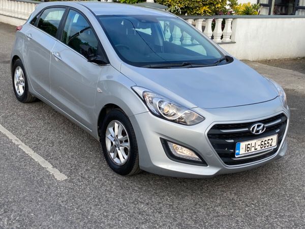 Hyundai i30 Hatchback, Diesel, 2016, Silver
