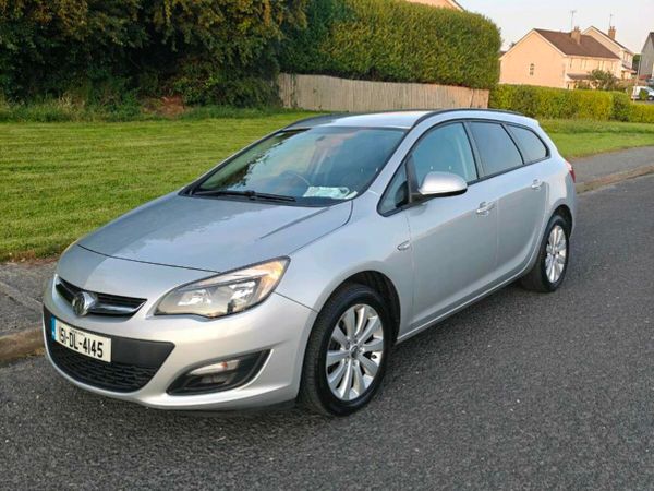 Vauxhall Astra Estate, Diesel, 2015, Silver