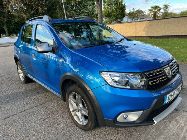 Dacia Sandero Stepway Hatchback, Petrol, 2017, Blue