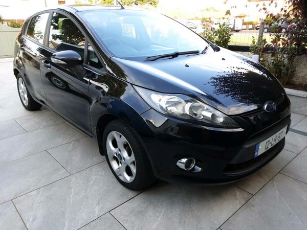 Ford Fiesta Hatchback, Diesel, 2012, Black