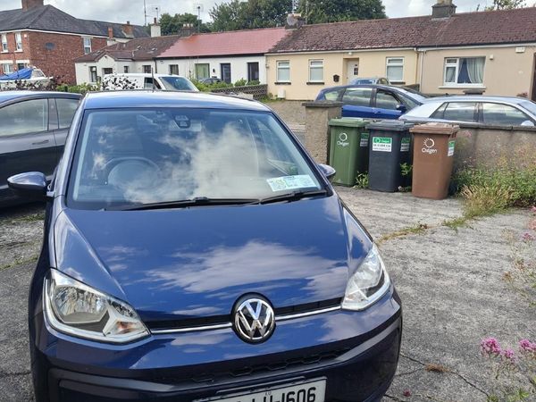 Volkswagen up! Hatchback, Petrol, 2018, Blue