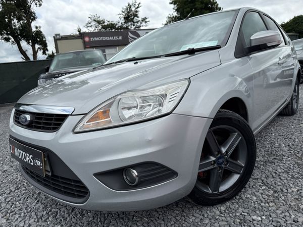 Ford Focus Hatchback, Diesel, 2009, Silver