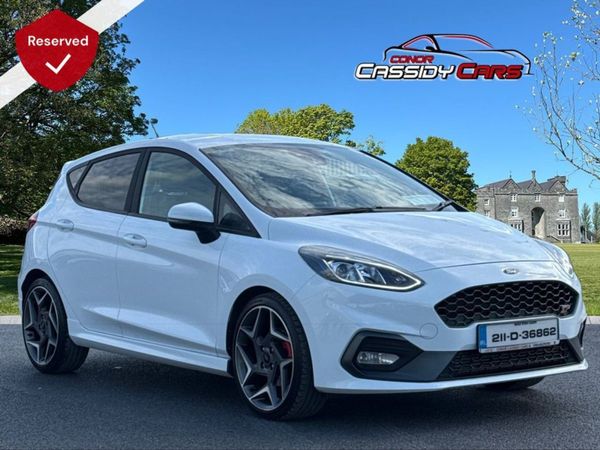 Ford Fiesta Hatchback, Petrol, 2021, White