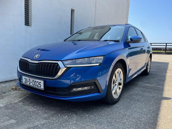 Skoda Octavia Estate, Diesel, 2021, Blue