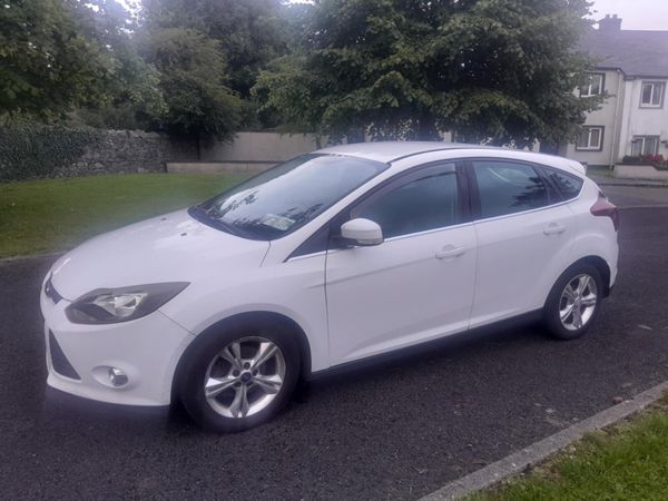 Ford Focus Hatchback, Diesel, 2012, White