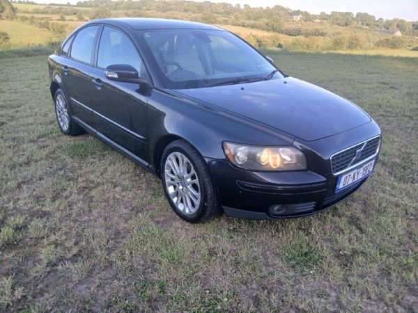 Volvo S40 Saloon, Diesel, 2007, Black