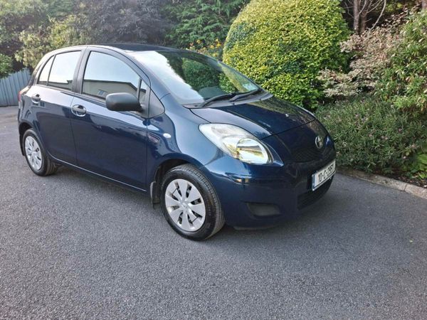 Toyota Yaris Hatchback, Petrol, 2010, Blue