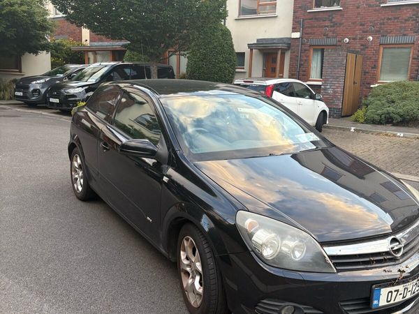 Opel Astra Hatchback, Petrol, 2007, Black