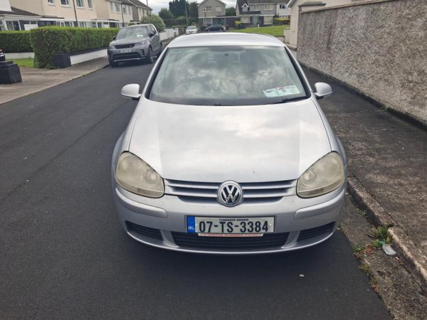 Volkswagen Golf Hatchback, Petrol, 2007, Silver