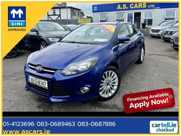 Ford Focus Saloon, Petrol, 2014, Blue