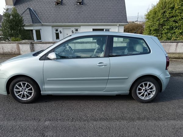 Volkswagen Polo Hatchback, Diesel, 2008, Silver